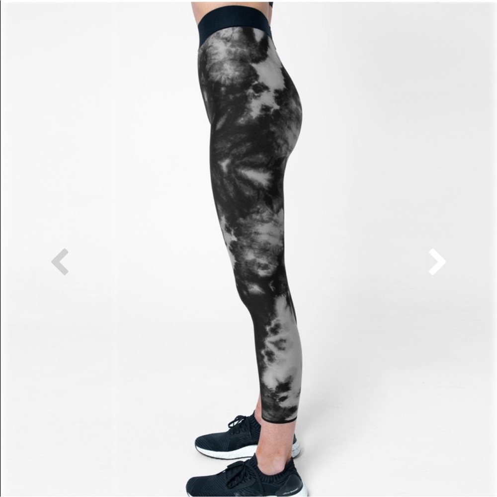 Black Tie Dye Reversible Solid Black Ultracor Leg… - image 2